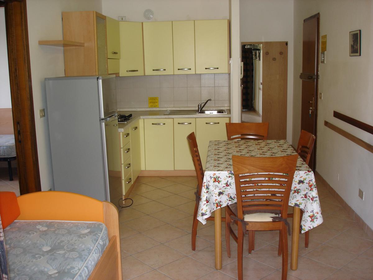 Condominio Columbus Bibione Exterior photo