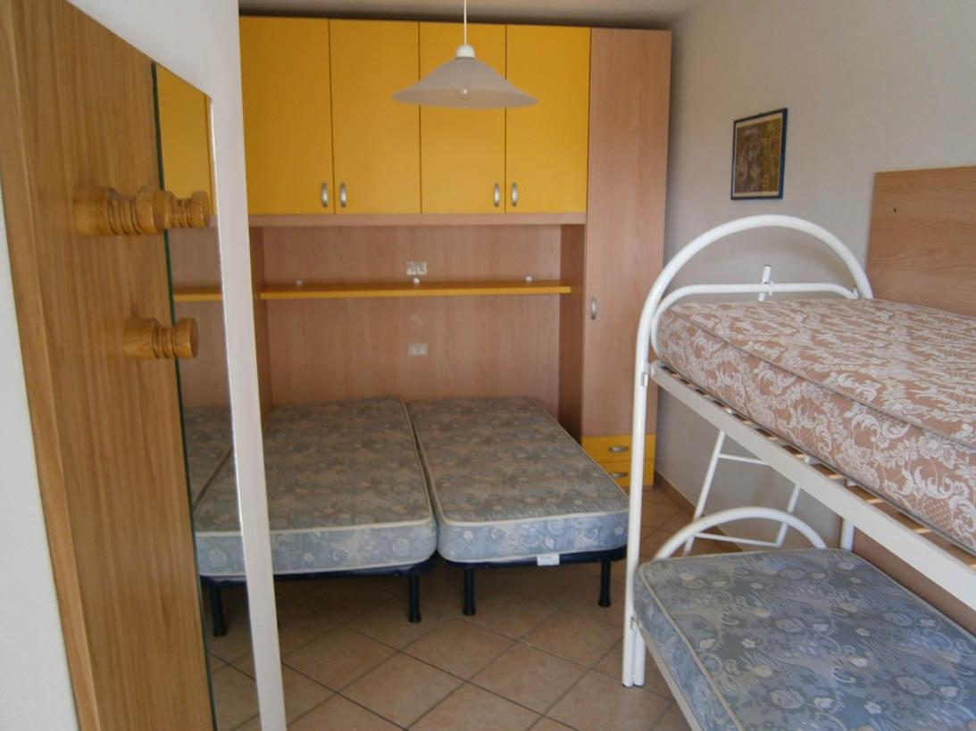 Condominio Columbus Bibione Exterior photo
